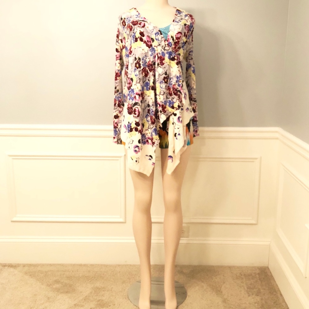 Guinevere Anthropologie Floral Sweater